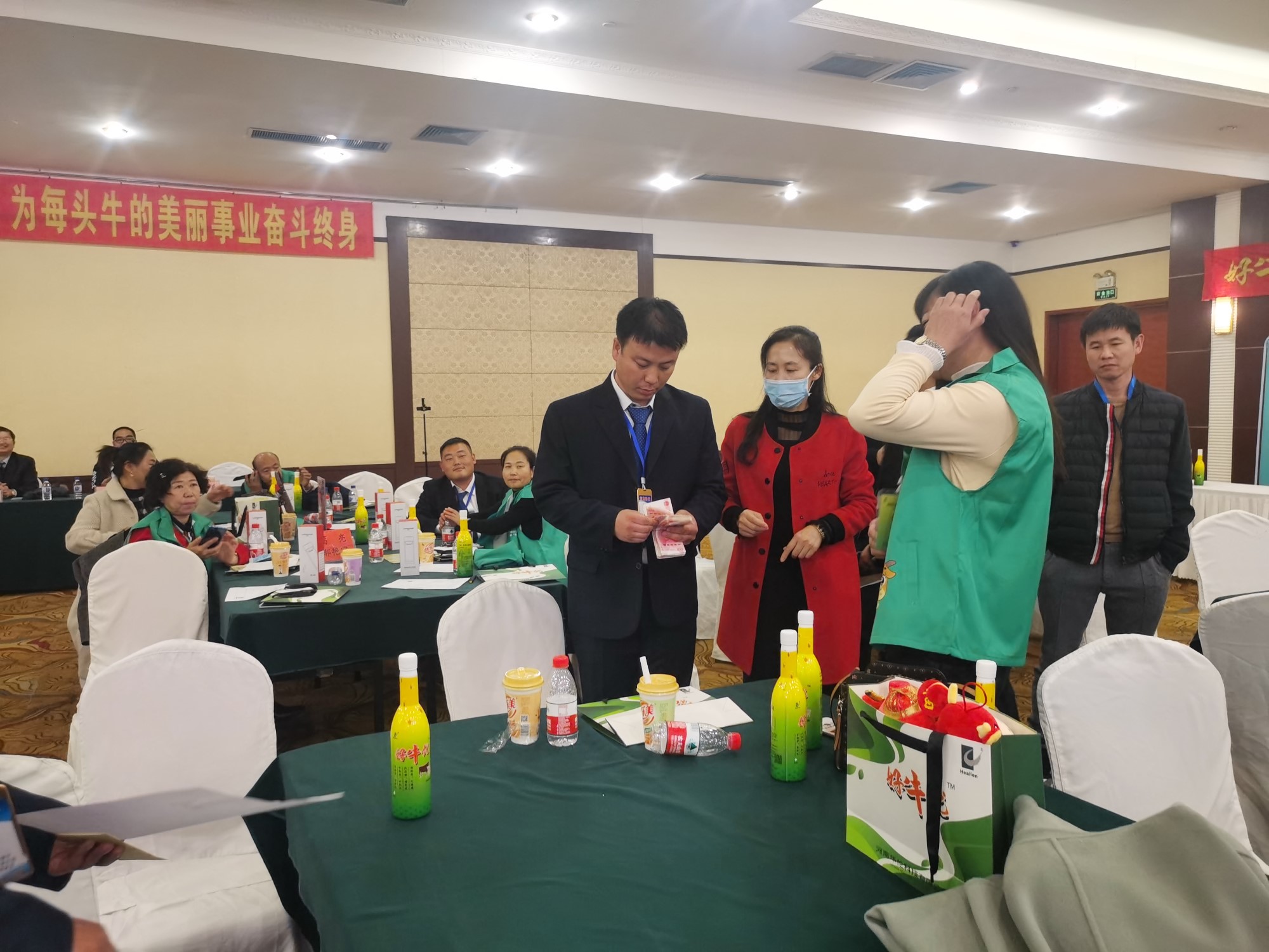 《燃爆流量 做區(qū)域“?！鄙獭返拈L(zhǎng)春站